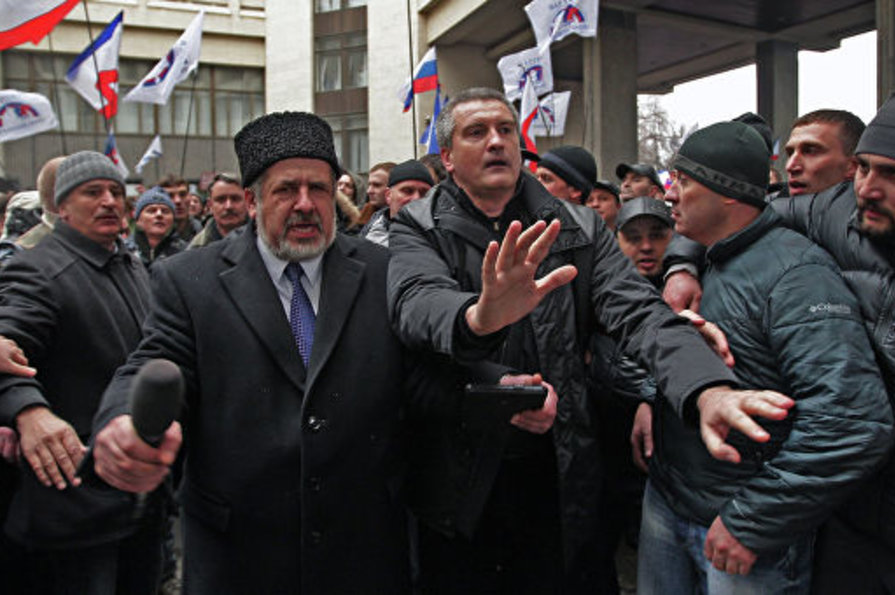 Архив: 26 февраля 2014 года, Крым. Митинг за территориальную целостность Украины